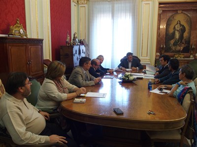 La Junta de Gobierno Local da luz verde a los Presupuestos del 2016, una vez cumplidas las condiciones del Ministerio