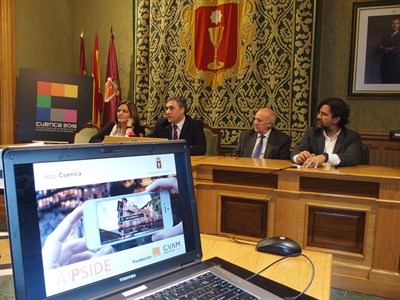 Mariscal presenta una app turística accesible que ‘posicionará Cuenca como destino inteligente’