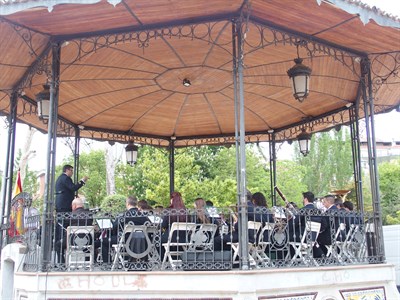 Éxito de público en el concierto de Música Militar celebrado en el Parque San Julián 