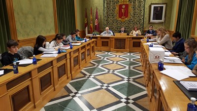 La solicitud de incorporación a la Red de Ciudades Amigas de la Infancia incluirá las propuestas del Consejo de la Infancia