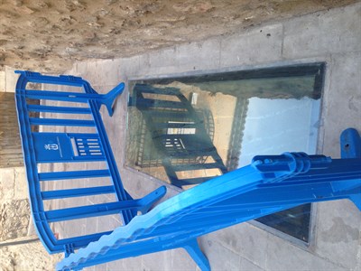 
El Ayuntamiento repara la ventana arqueológica de la calle Monseñor Guerra Campos
