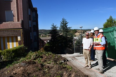 Las obras ya en marcha de los cinco accesos de Fuente del Oro mejorarán la accesibilidad peatonal del barrio