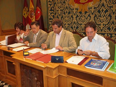 Ayuntamiento de Cuenca y Fundación Solidaridad del Henares Proyecto Hombre renuevan su convenio de colaboración