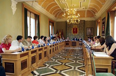 El Pleno ratifica los convenios urbanísticos de sustitución, por su equivalente económico, del 10% del aprovechamiento en Villarromán IV y Nohales IV


