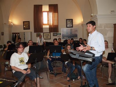 El alcalde agradece a la Banda de Música “su servicio a Cuenca”