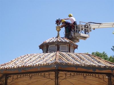 El templete del Parque San Julián cuenta de nuevo con la estrella del escudo de Cuenca