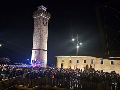 Celebración de las Preúvas esta tarde con un tributo a Mecano y las tradicionales campanadas en Mangana