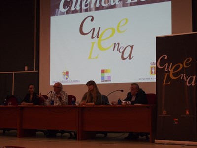 Cuatro escritores coinciden en que Cuenca produce muchos poetas pero pocos narradores