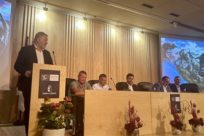 El alcalde Darío Dolz felicita a Maximino Pérez por su Premio Patrimonio Tauromaquia y adelanta la celebración del centenario de la Plaza de Toros
