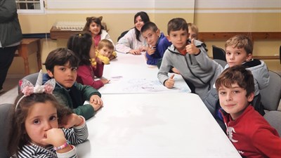 Los niños y niñas de La Melgosa participan en la elección y diseño del futuro parque infantil de la pedanía