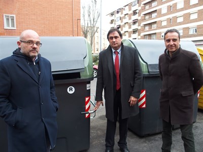 El Ayuntamiento de Cuenca refuerza la limpieza con nueva maquinaria y contenedores de residuos accesibles con una inversión de 532.000 euros