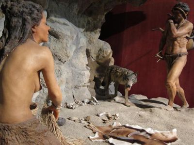EL Ayuntamiento y Obra Social La Caixa presentan la exposición "Neolítico: de nómadas a sedentarios"