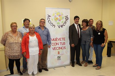 El Ayuntamiento y FAVECU lanzan un proyecto para dinamizar el movimiento vecinal 