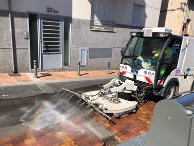 Continúa la limpieza intensiva por la zona centro, parte de Santa Teresa, barrio de La Paz y Fermín Caballero 