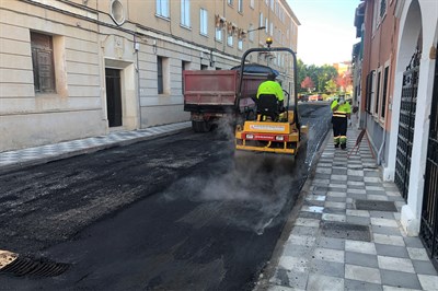 El Ayuntamiento de Cuenca ha renovado ya 16.400 metros cuadrados de baldosas con el contrato de mantenimiento integral de vías públicas