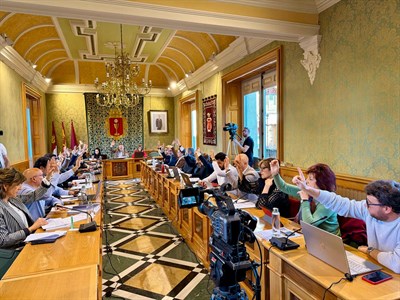 El Pleno del Ayuntamiento de Cuenca nombra a Raúl del Pozo Hijo Adoptivo de la ciudad a título póstumo