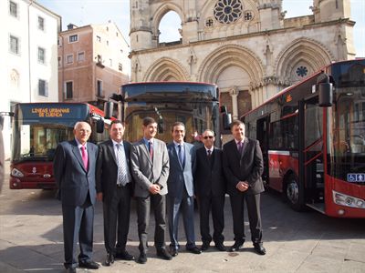 El alcalde y la empresa LUC presentan el nuevo servicio de transporte urbano