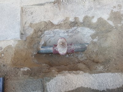 Continúan las mejoras en la red de distribución de agua este miércoles en la zona del final de la avenida Juan Carlos I