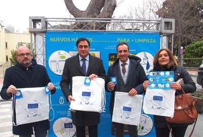 El Ayuntamiento refuerza la campaña de sensibilización ciudadana para mantener la ciudad más limpia
