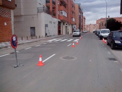 La Concejalía de Movilidad realiza mejoras en las calles Antonio Machado y entorno de la Avda. de la Música Española