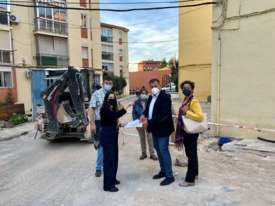 Las obras de renovación de las redes de saneamiento y agua que se están ejecutando en La Paz finalizarán en noviembre