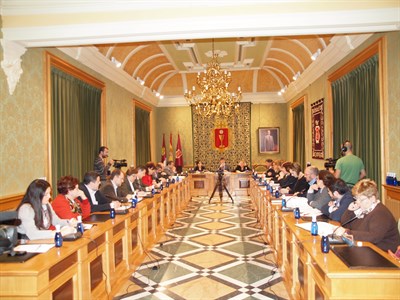 Pleno extraordinario en el Ayuntamiento de Cuenca 