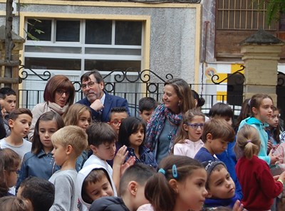 El Ayuntamiento celebra el Día de la Niña con un acto participativo en el Colegio Ramón y Cajal