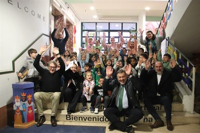 El Ayuntamiento de Cuenca instala en los colegios de la ciudad buzones para recoger las cartas a los Reyes Magos