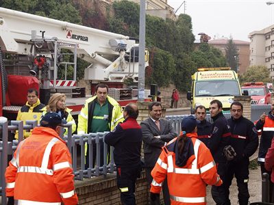 El alcalde de Cuenca supervisa el simulacro de evacuación escolar en el colegio público Federico Muelas