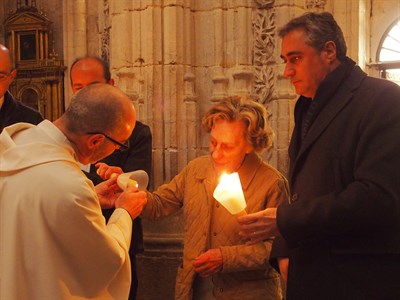 Ángel Mariscal asiste a la renovación del voto a la Virgen de la Candelaria con una misa en la Catedral  