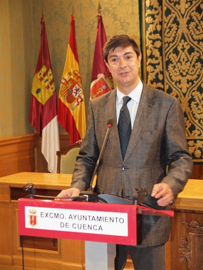 Ávila: “Pese a la situación económica, hemos empezado a cumplir nuestros compromisos con los ciudadanos” 