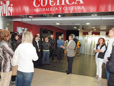 El alcalde recibe al mayor viaje de familiarización de touroperadores realizado hasta la fecha en Cuenca