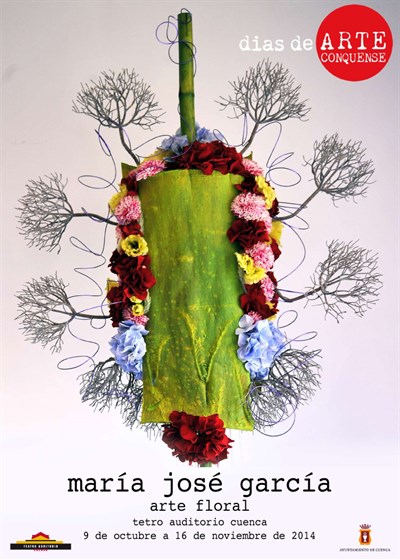 El Teatro-Auditorio acoge la exposición de arte floral de María José García 