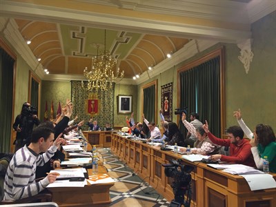 El Pleno aprueba los diez puntos del Orden del Día relativos a la Comisión de Hacienda, cinco de ellos por unanimidad  