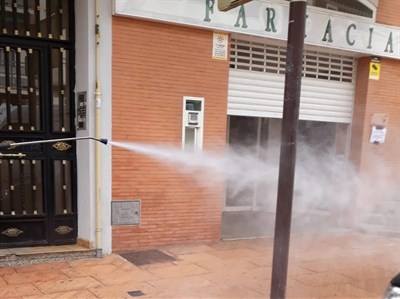 Los bomberos del Ayuntamiento de Cuenca desinfectarán las farmacias de la capital durante la semana que viene