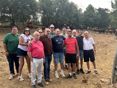 Visita a la Ganadería Toros de Mateo para seleccionar las reses de San Mateo