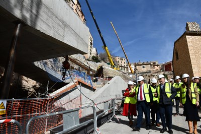 Dolz incide en que la obra de conexión accesible al Casco “va a suponer un cambio total en la movilidad a la zona histórica de la ciudad”