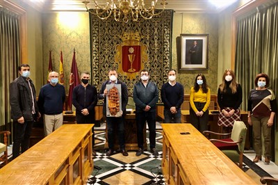 La Banda de Música de Cuenca reconoce el apoyo del Ayuntamiento de Cuenca a lo largo de su historia