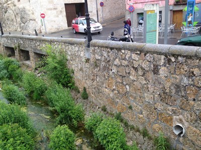 “Aguas de Cuenca” invertirá 42.000 euros en mejorar la recogida de aguas pluviales en la Puerta de Valencia para evitar inundaciones